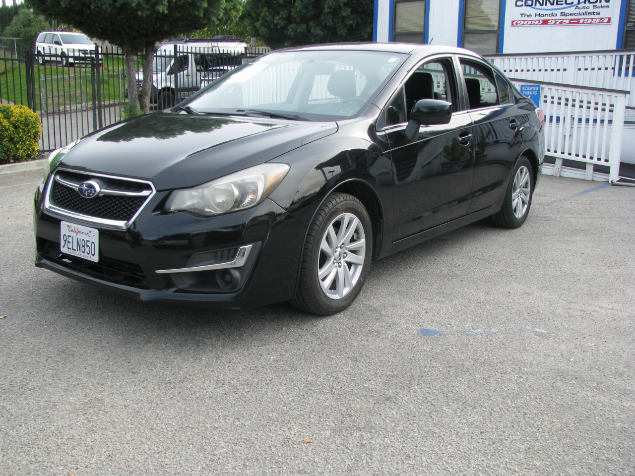 Subaru Impreza Sedan 4dr CVT 2.0i Premium 2016