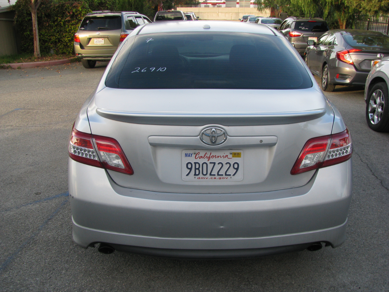 Toyota Camry 4dr Sdn I4 Man (Natl) 2010