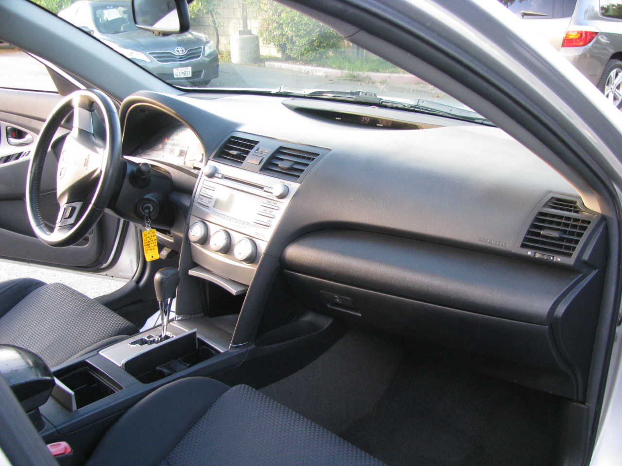 Toyota Camry 4dr Sdn I4 Man (Natl) 2010