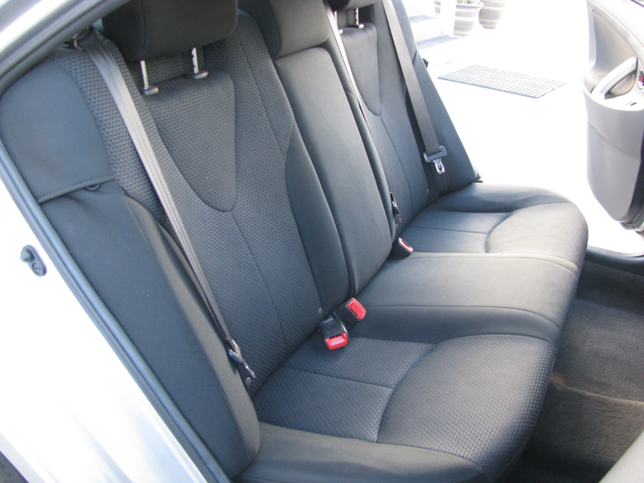 Toyota Camry 4dr Sdn I4 Man (Natl) 2010