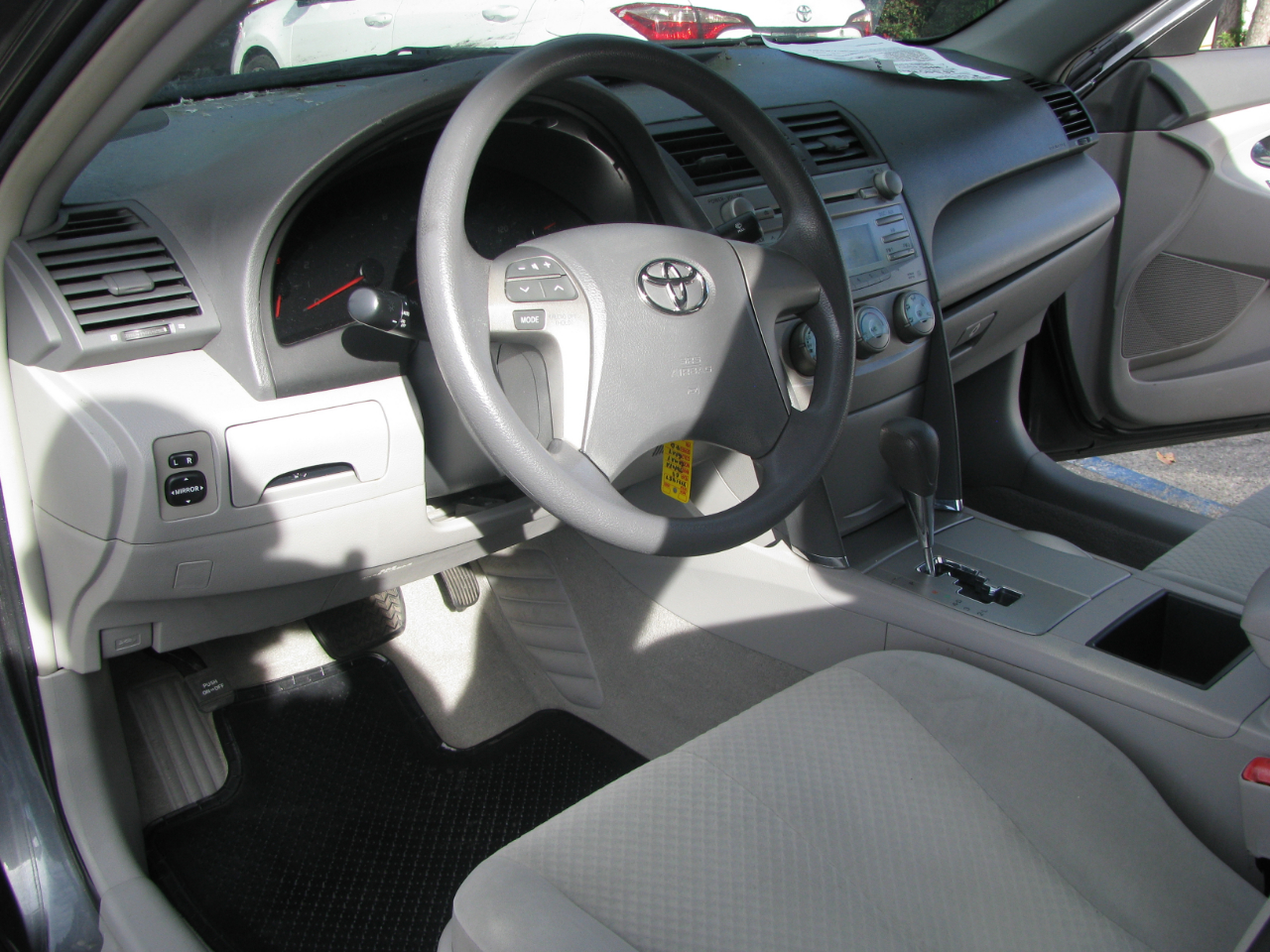 Toyota Camry 4dr Sdn I4 Auto (Natl) 2009