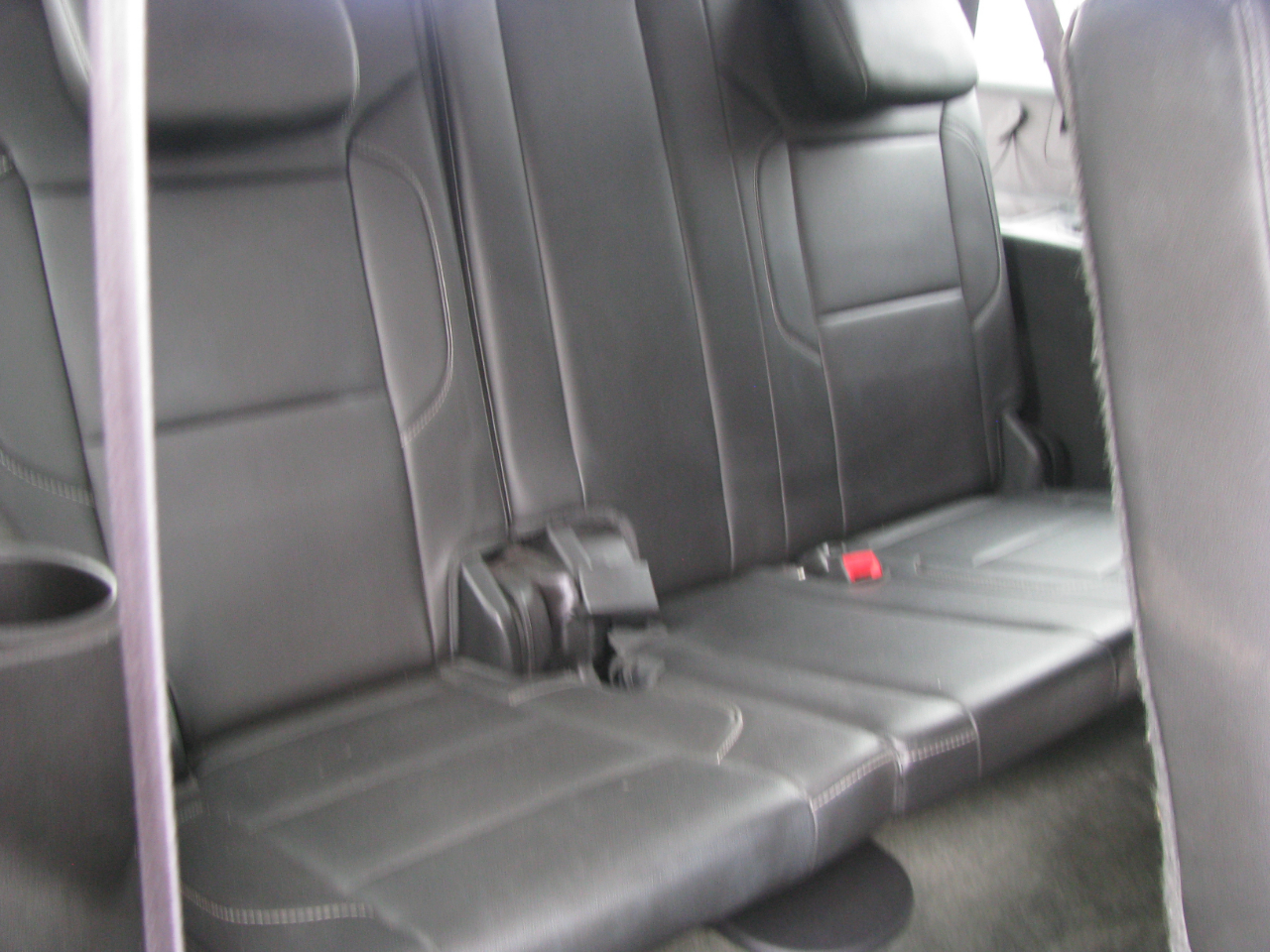 Chevrolet Suburban 2WD 4dr LT 2015