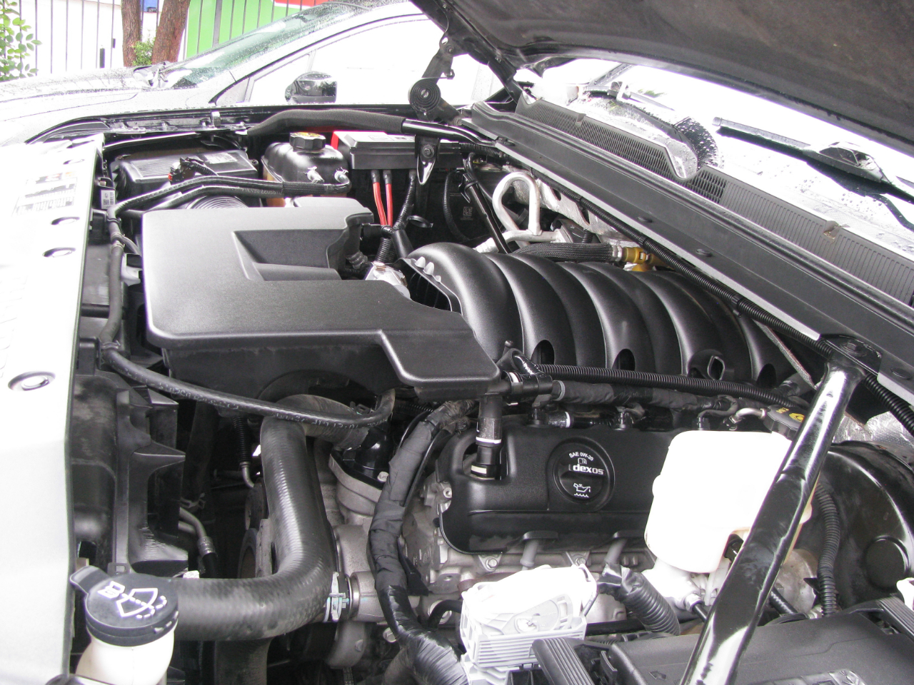 Chevrolet Suburban 2WD 4dr LT 2015