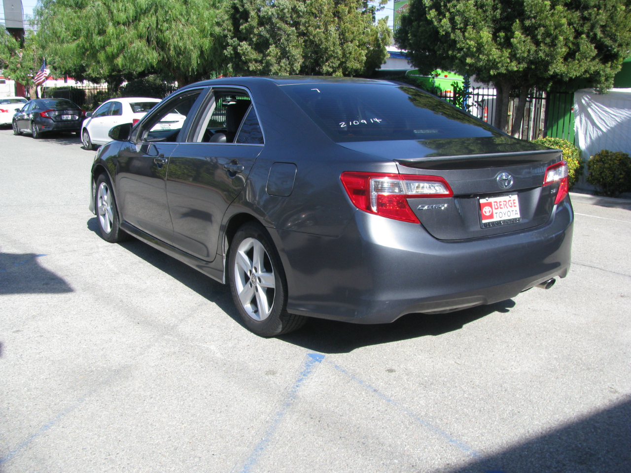 Toyota Camry 2014.5 4dr Sdn I4 Auto SE Sport (Natl) 2014