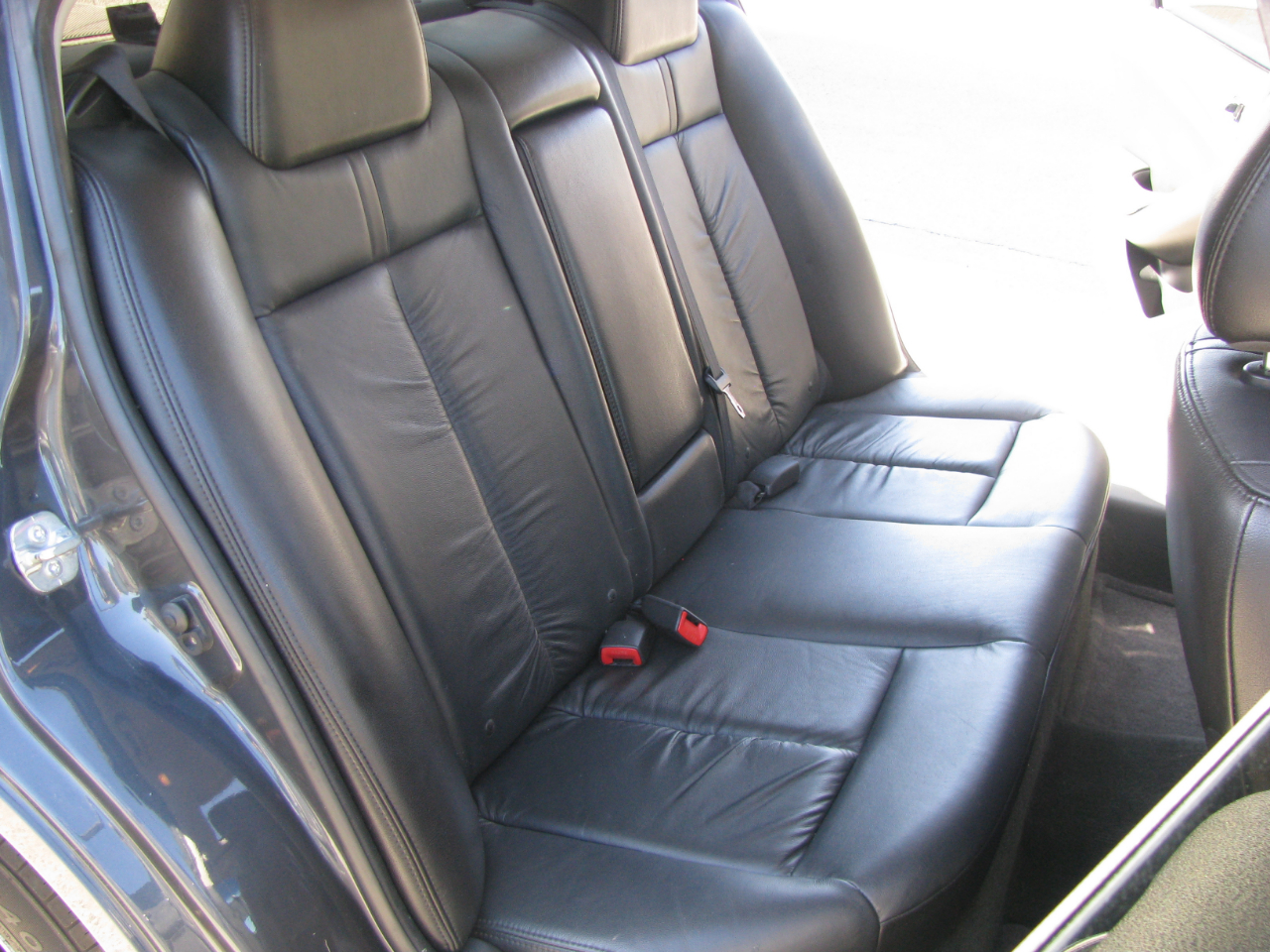 Nissan Altima 4dr Sdn V6 CVT 3.5 SR 2012