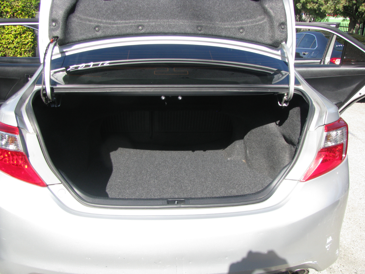 Toyota Camry 4dr Sdn I4 Auto SE Sport Limited Edition (Natl) 2012