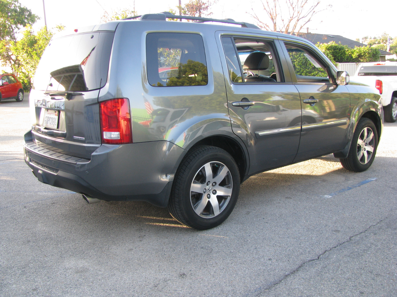 Honda Pilot 2WD 4dr Touring w/RES & Navi 2012