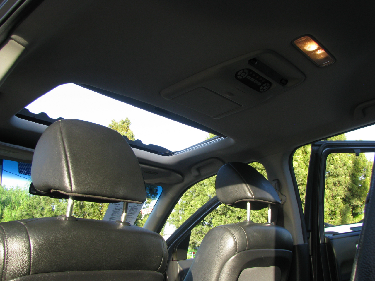 Honda Pilot 2WD 4dr Touring w/RES & Navi 2012