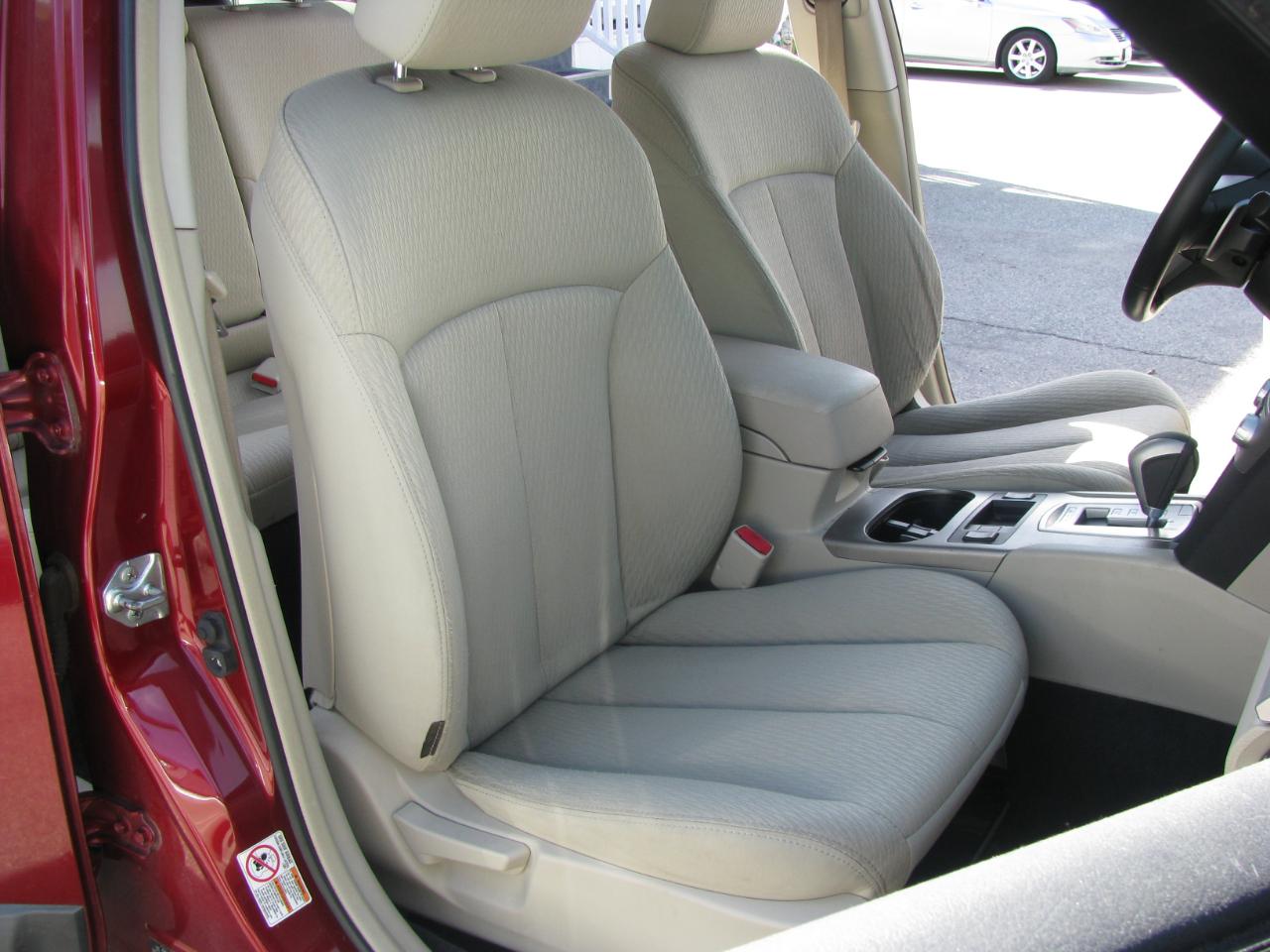 Subaru Outback 4dr Wgn H4 Auto 2.5i Prem AWP 2011