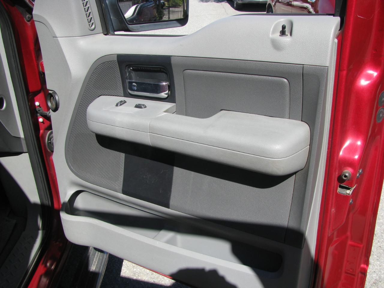 Ford F-150 2WD SuperCrew 139" FX2 2007