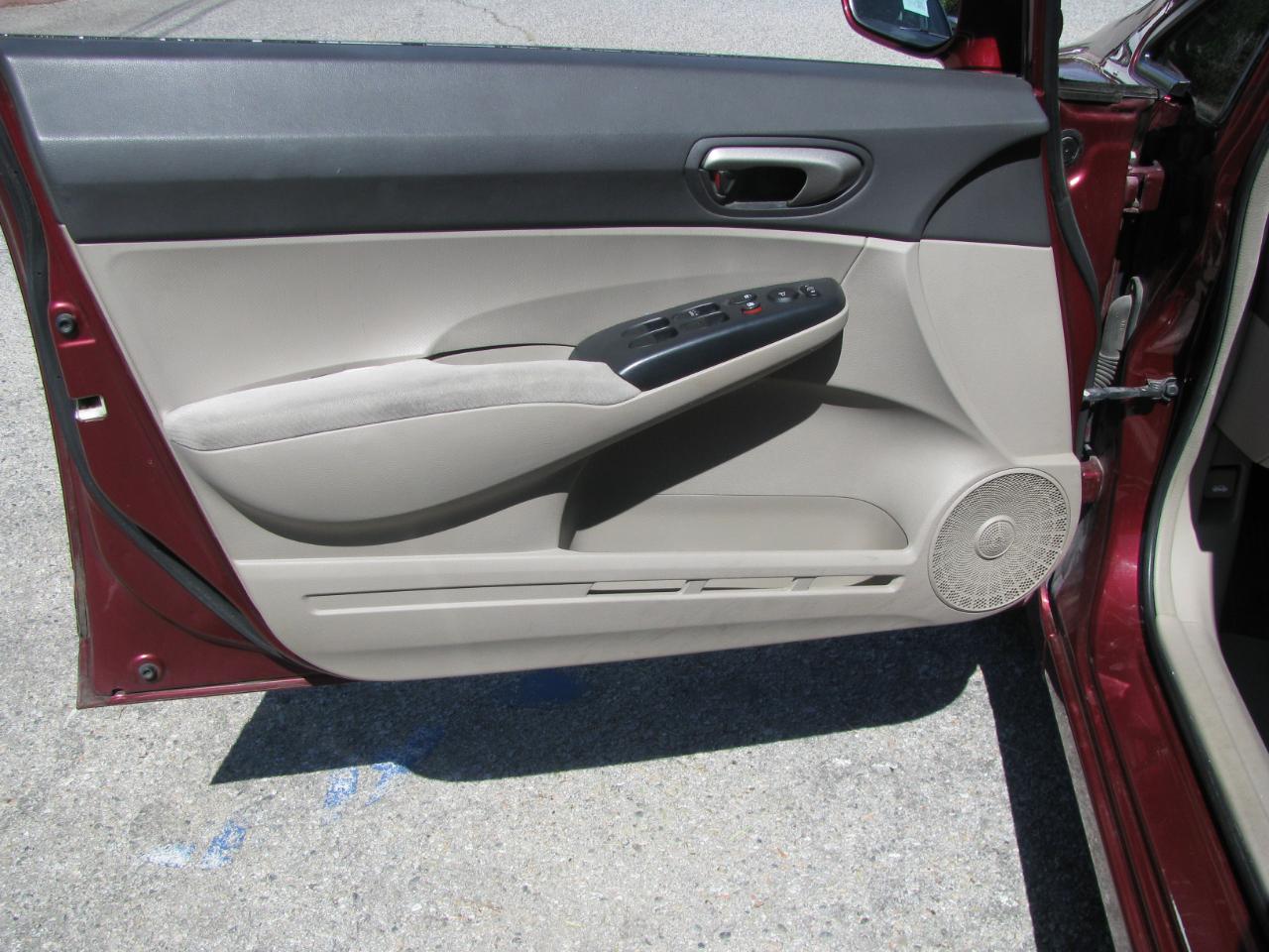 Honda Civic Sdn 4dr Auto LX 2010