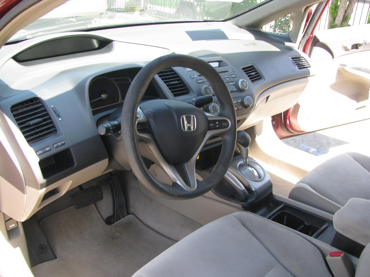 Honda Civic Sdn 4dr Auto LX 2010