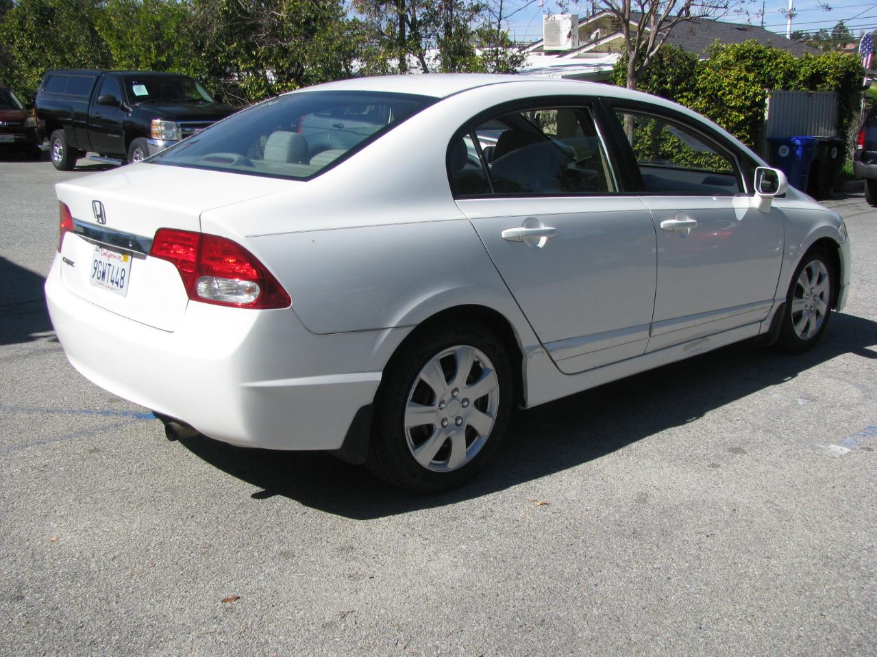 Honda Civic Sdn 4dr Auto LX 2010