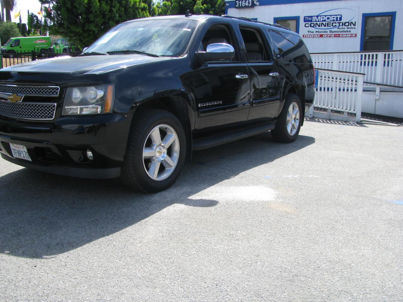 Chevrolet Suburban 4WD 4dr 1500 LTZ 2007