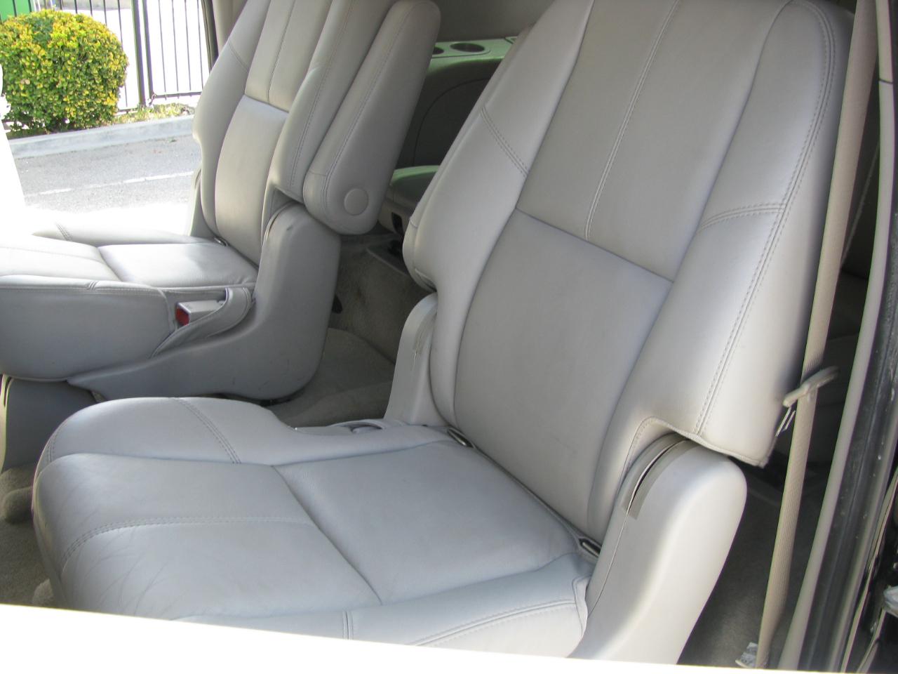 Chevrolet Suburban 4WD 4dr 1500 LTZ 2007