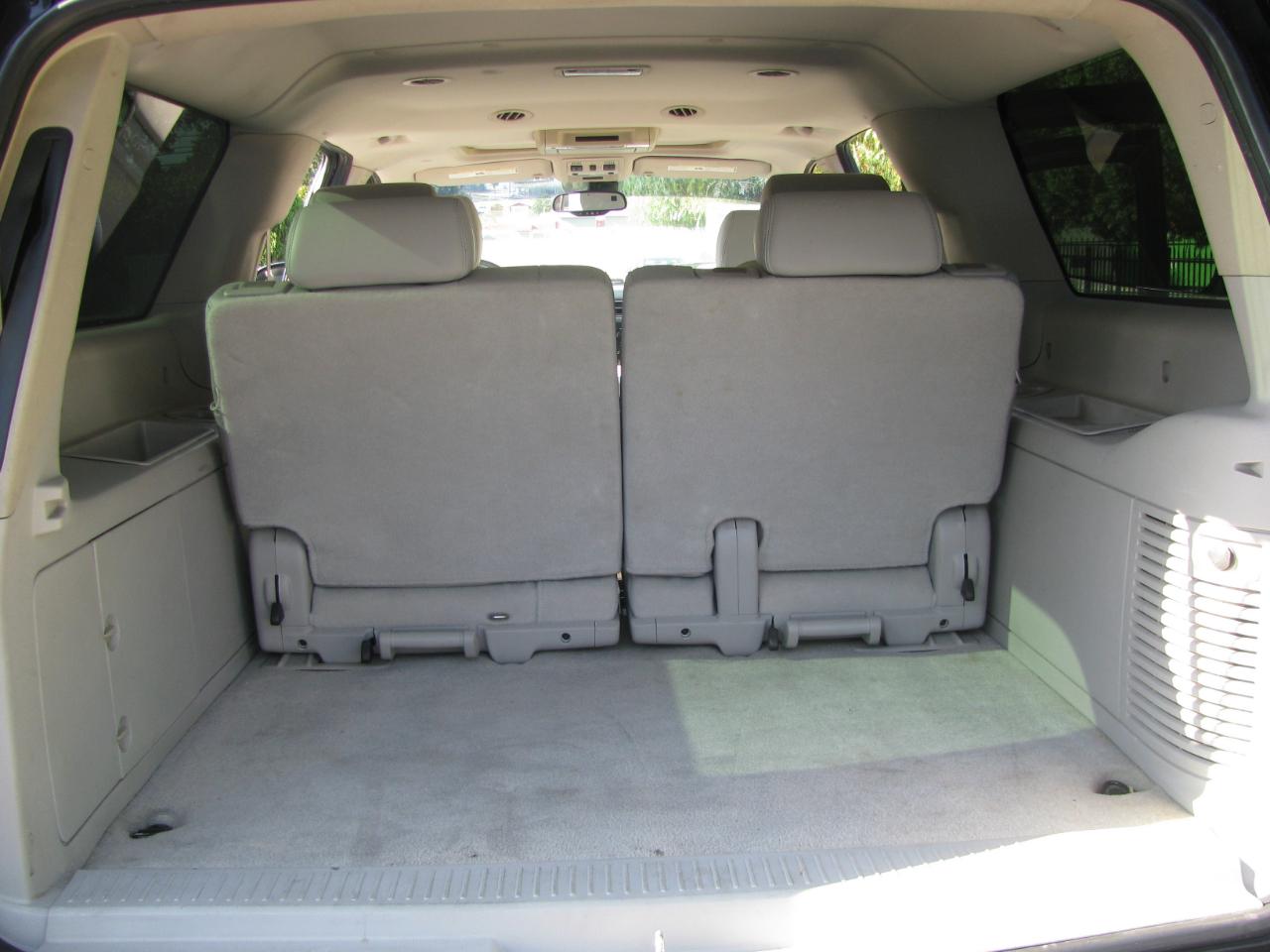 Chevrolet Suburban 4WD 4dr 1500 LTZ 2007