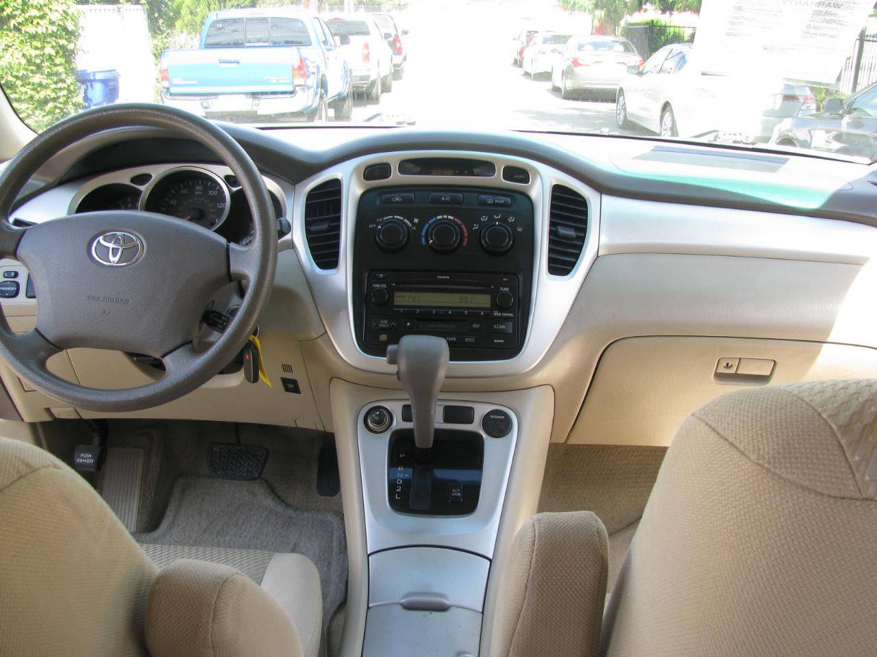 Toyota Highlander 4dr 4-Cyl (Natl) 2004