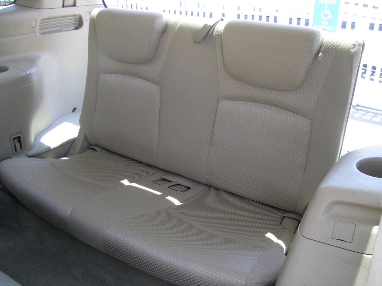 Toyota Highlander 4dr 4-Cyl (Natl) 2004