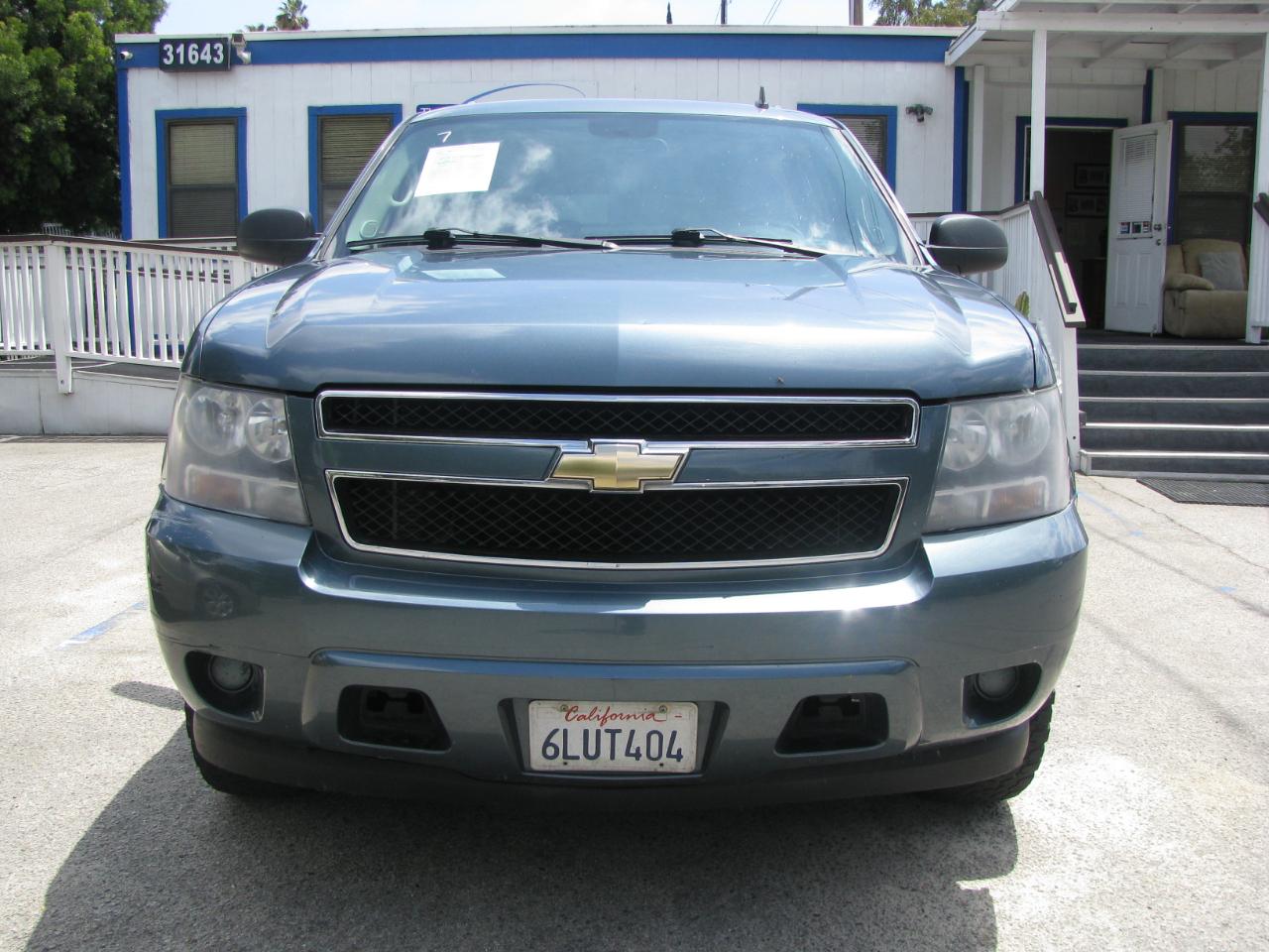 Chevrolet Suburban 2WD 4dr 1500 LS 2010