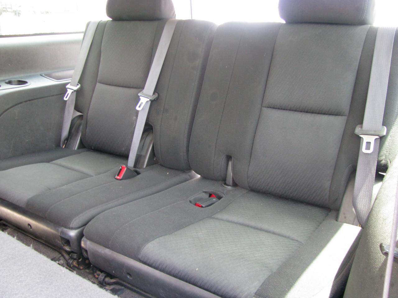 Chevrolet Suburban 2WD 4dr 1500 LS 2010