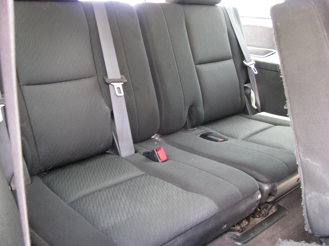 Chevrolet Suburban 2WD 4dr 1500 LS 2010