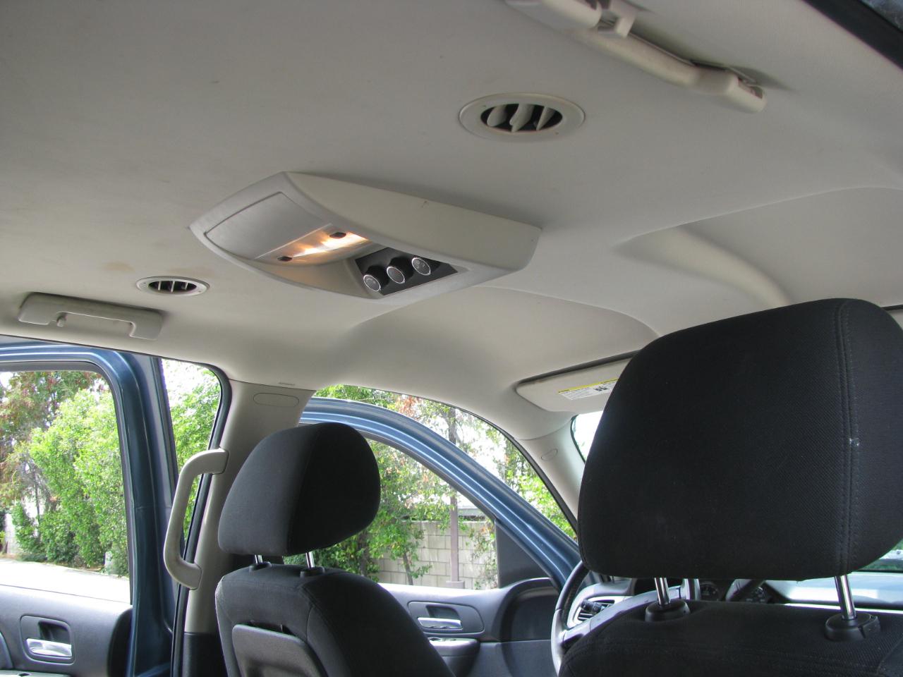 Chevrolet Suburban 2WD 4dr 1500 LS 2010