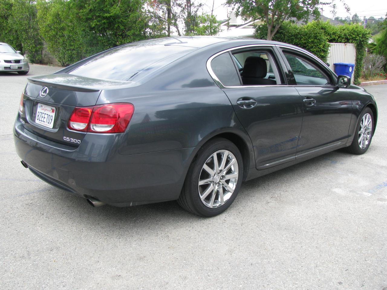 Lexus GS 300 4dr Sdn RWD 2006