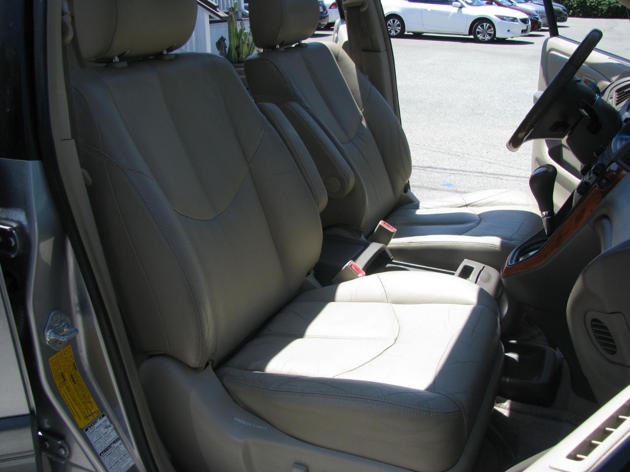 Lexus RX 300 4dr SUV 4WD 2002