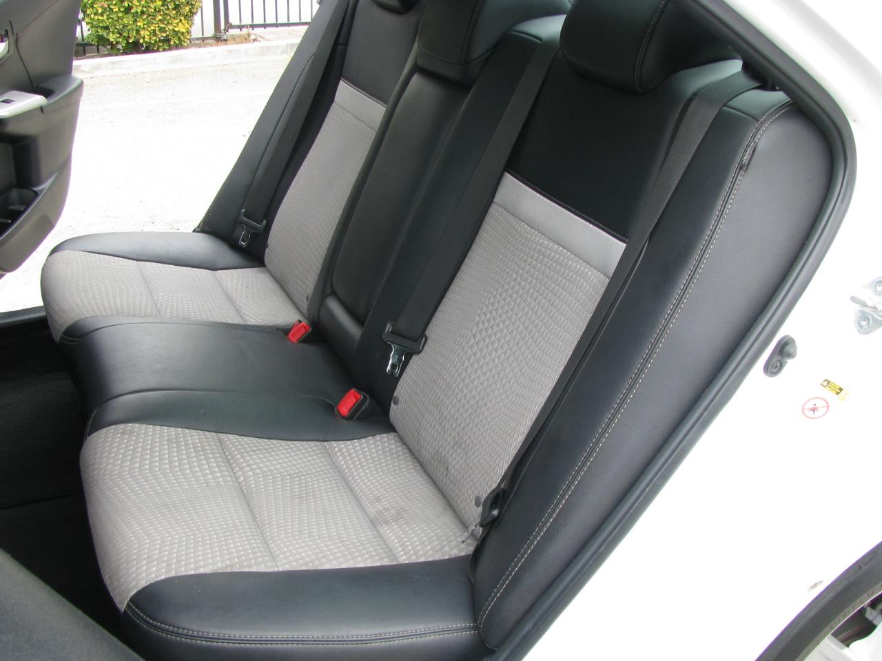Toyota Camry 4dr Sdn SE Auto (Natl) 2013