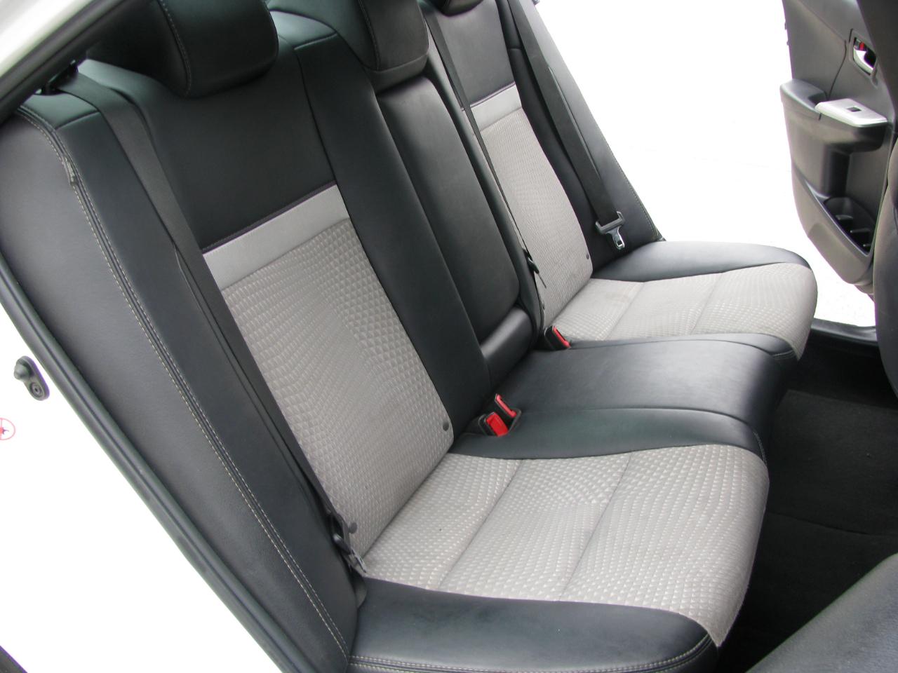 Toyota Camry 4dr Sdn SE Auto (Natl) 2013