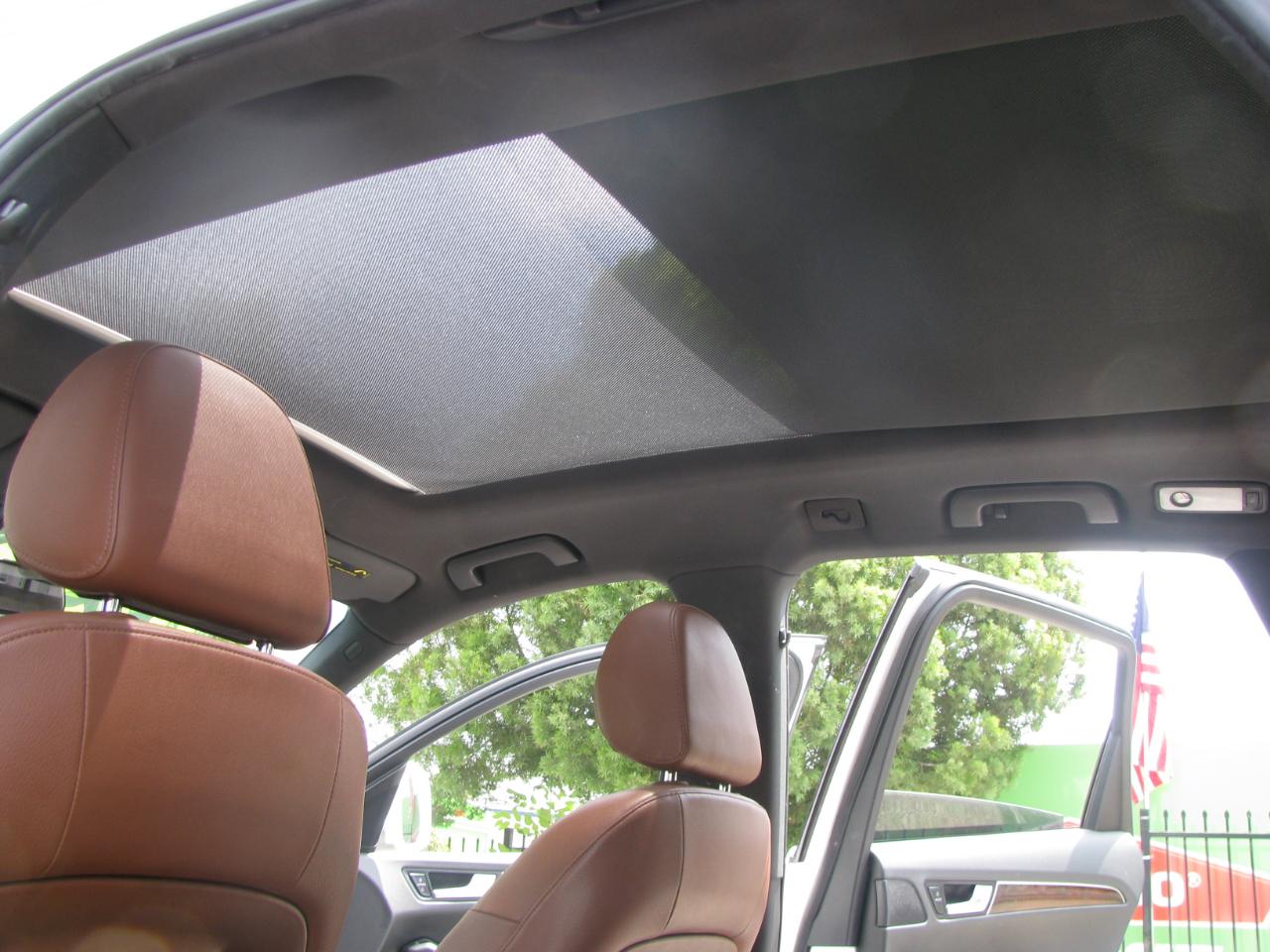 Audi Q5 quattro 4dr 2.0T Premium 2011