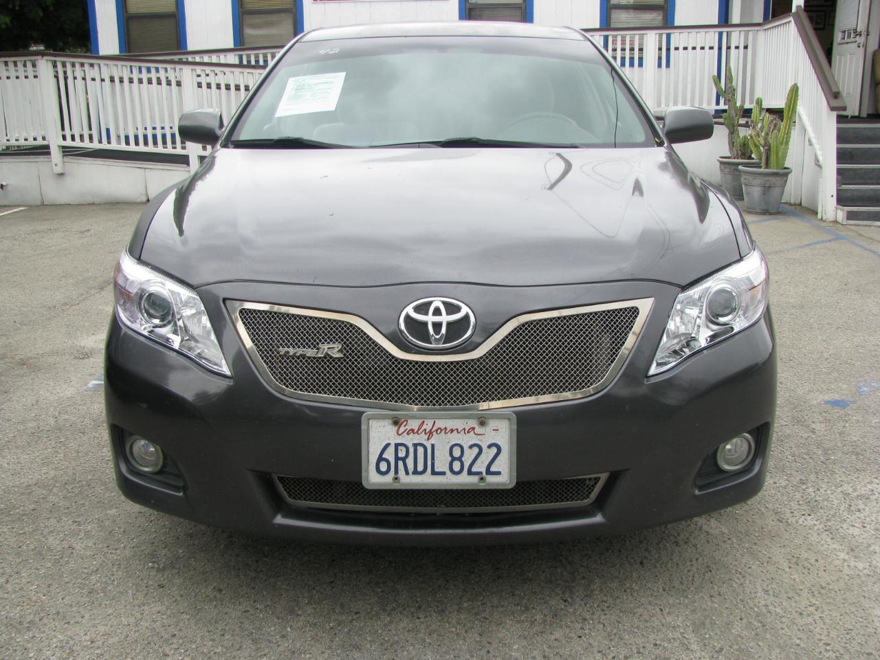 Toyota Camry 4dr Sdn LE Auto 2011