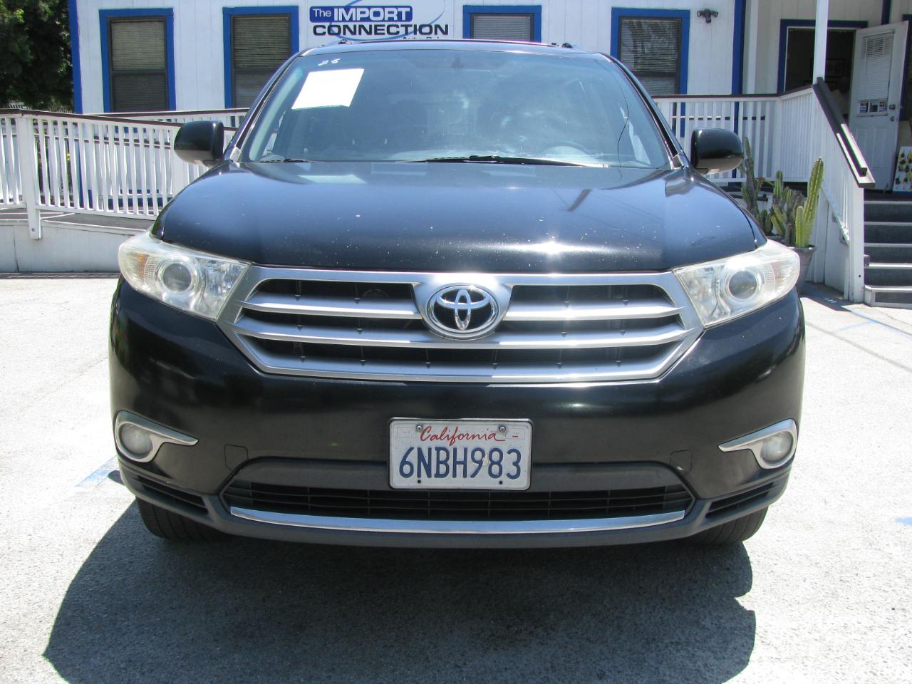 Toyota Highlander FWD 4dr V6 Limited (Natl) 2011