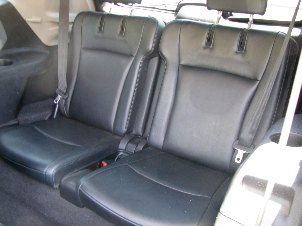 Toyota Highlander FWD 4dr V6 Limited (Natl) 2011