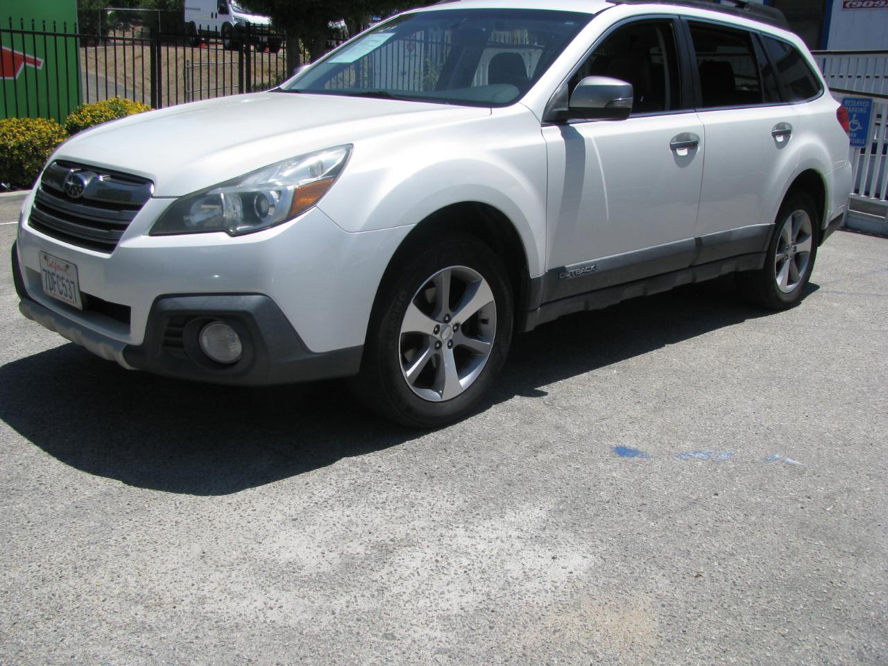 Subaru Outback 4dr Wgn H4 Auto 2.5i Limited 2014