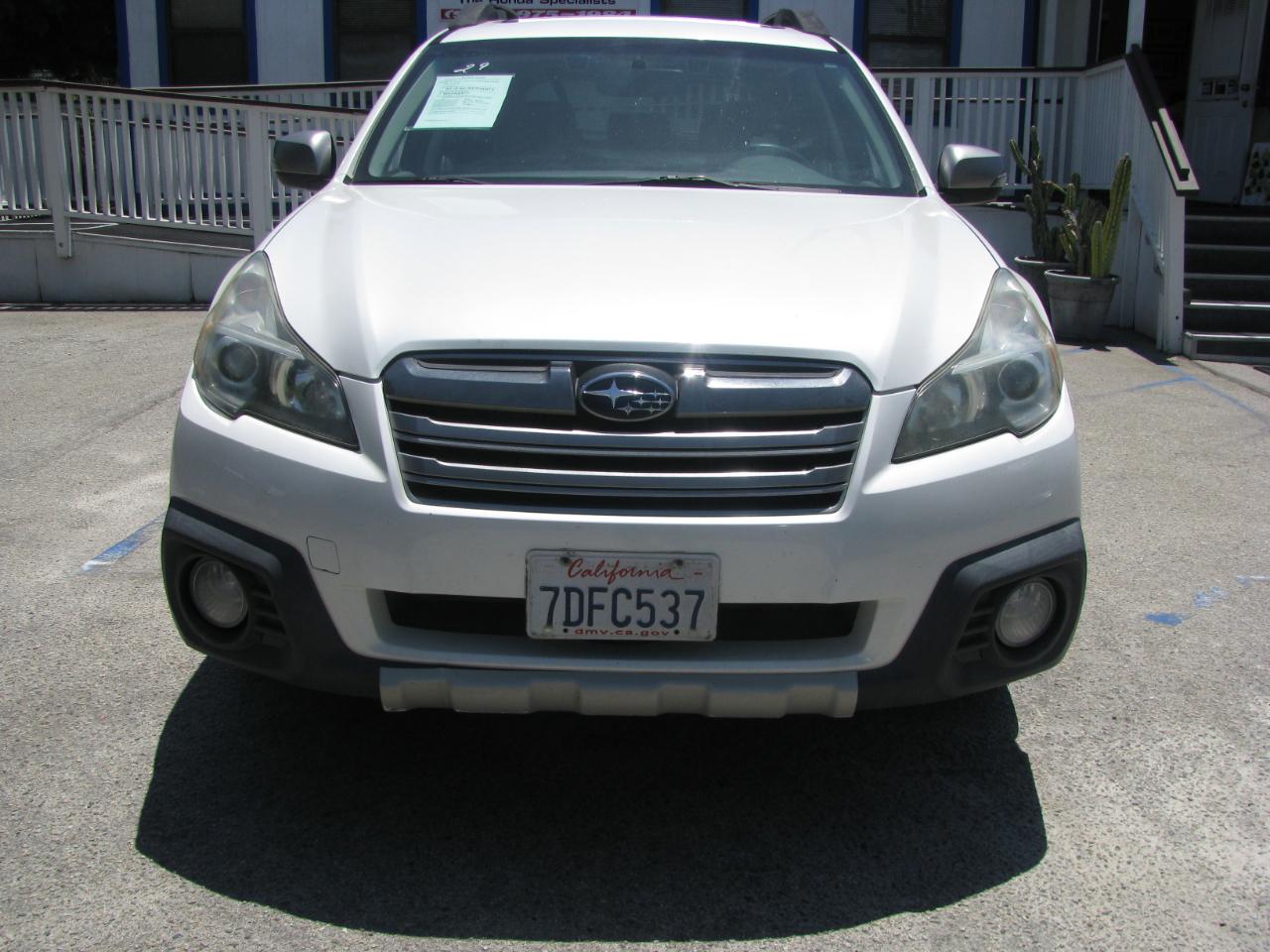 Subaru Outback 4dr Wgn H4 Auto 2.5i Limited 2014