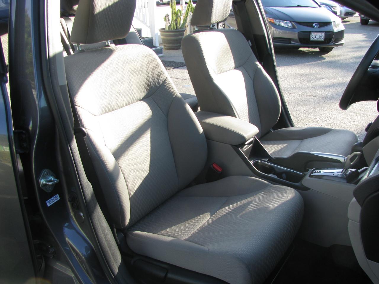 Honda Civic Sedan 4dr CVT EX 2014