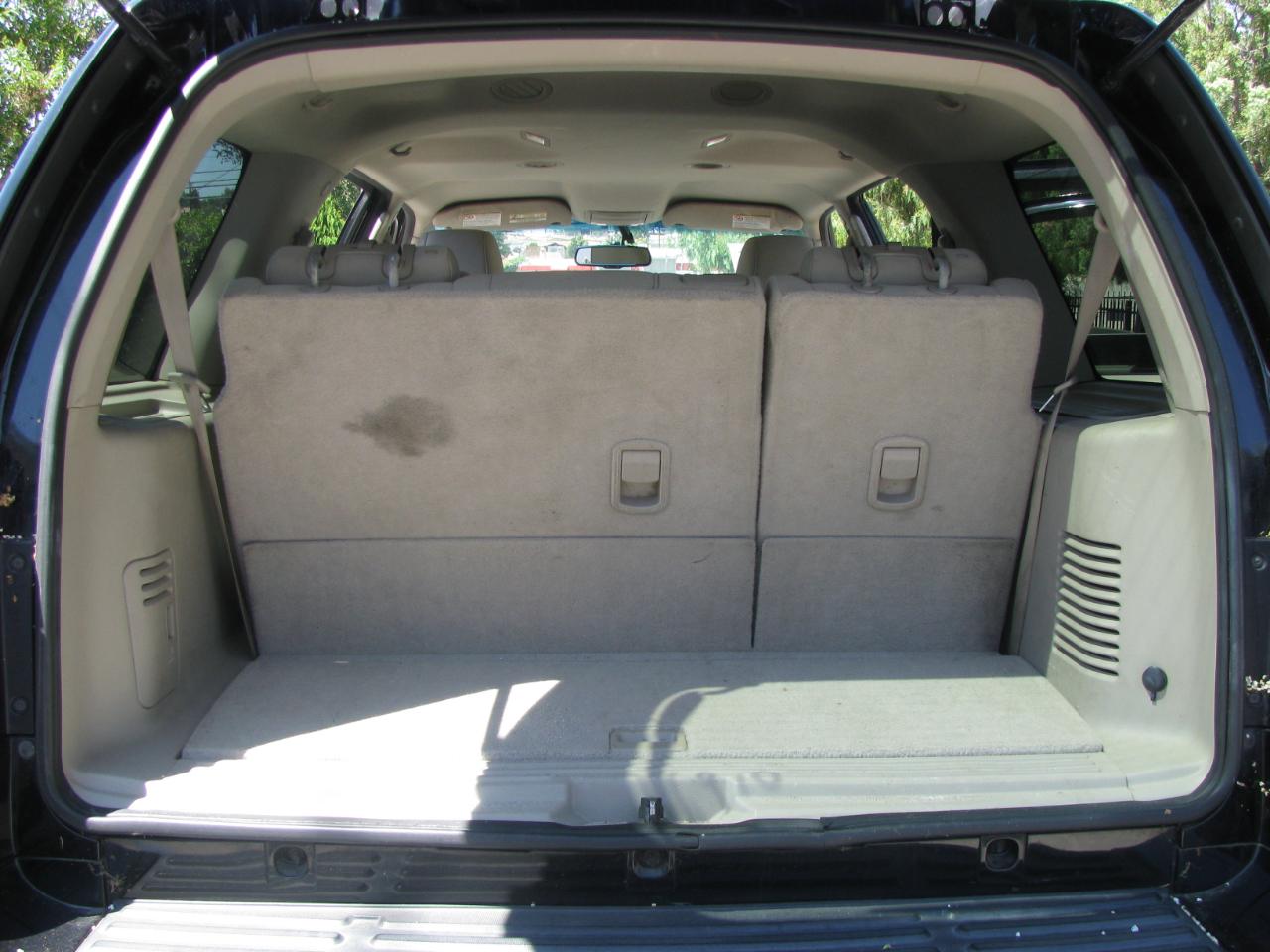 Ford Expedition 4WD 4dr XLT 2010