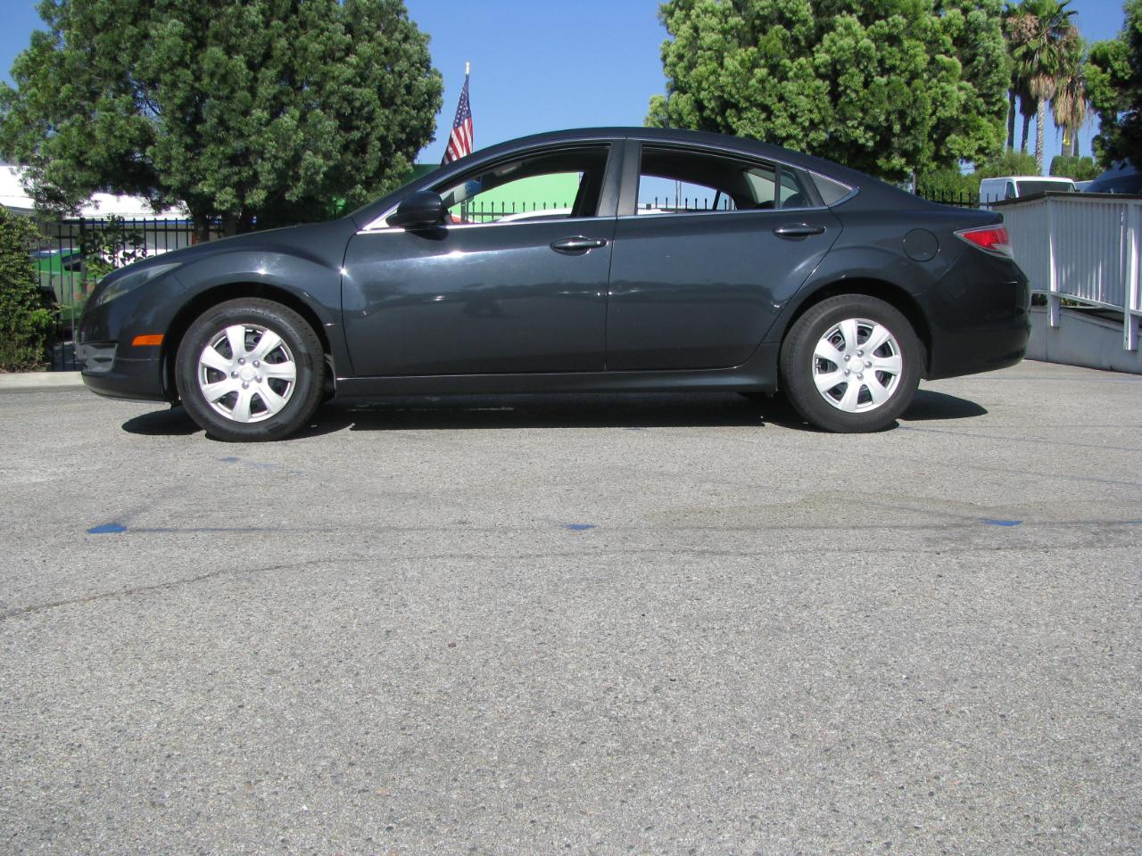 2013 Mazda MAZDA6 4dr Sdn Auto i Sport