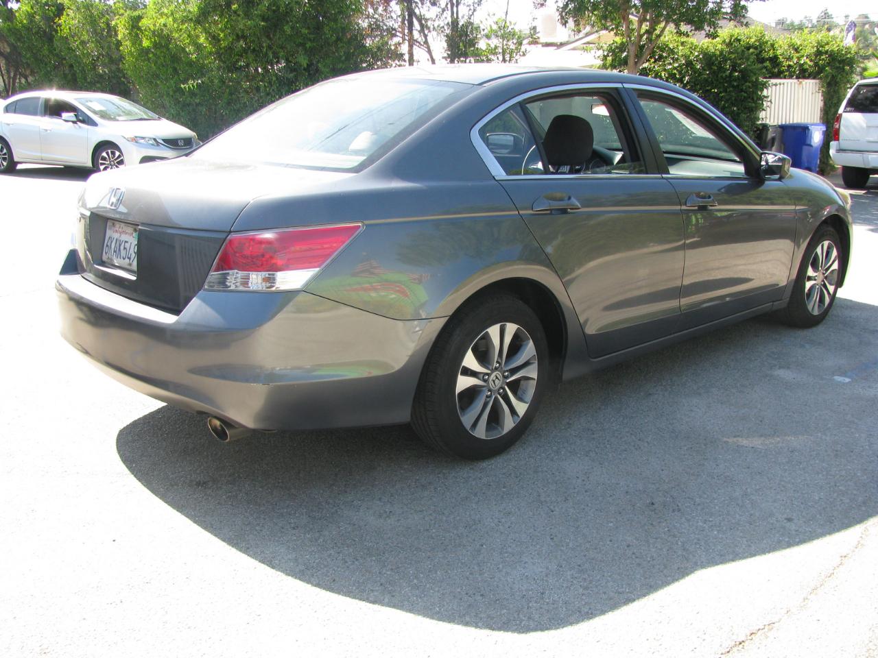 Honda Accord Sdn 4dr I4 Auto LX-P 2010