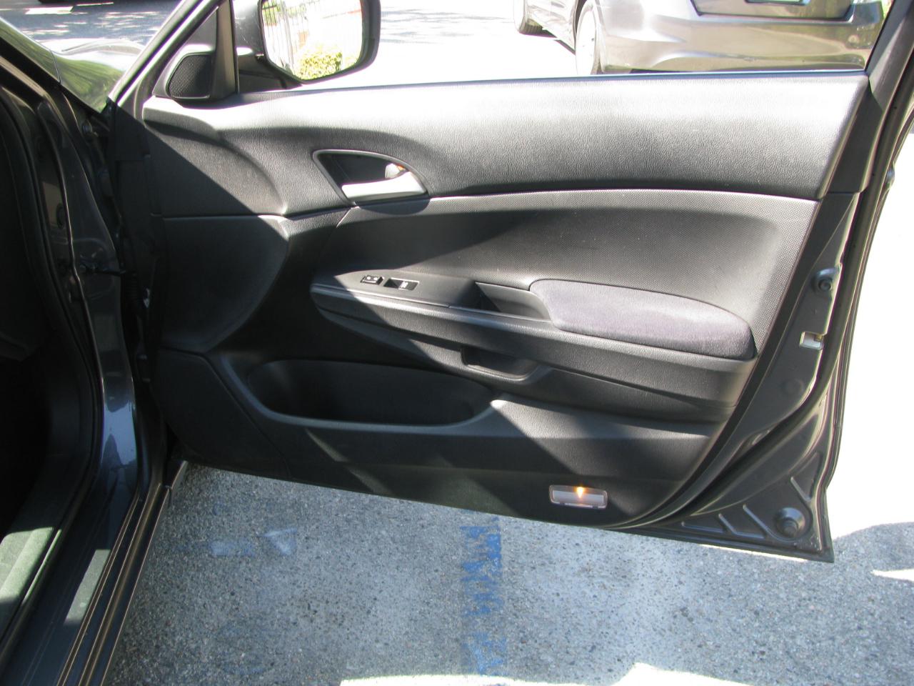Honda Accord Sdn 4dr I4 Auto LX-P 2010