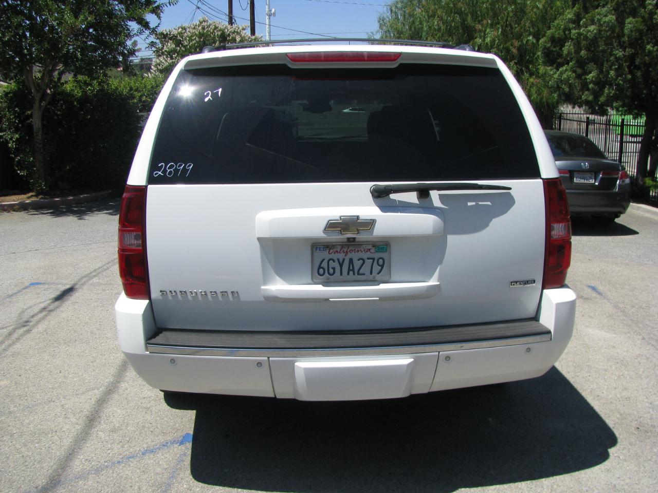 Chevrolet Suburban 2WD 4dr 1500 LTZ 2009
