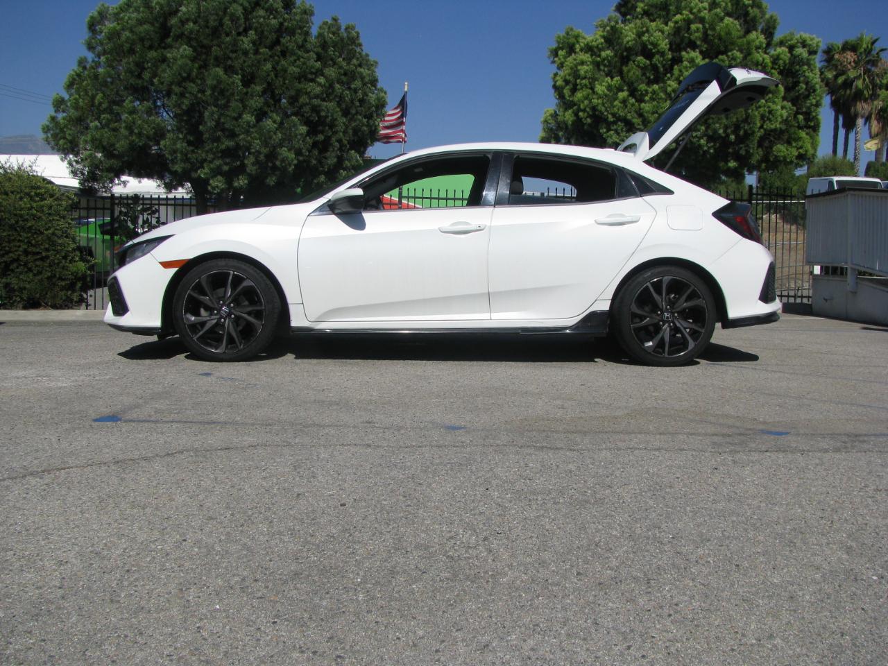 2017 Honda Civic Hatchback Sport CVT