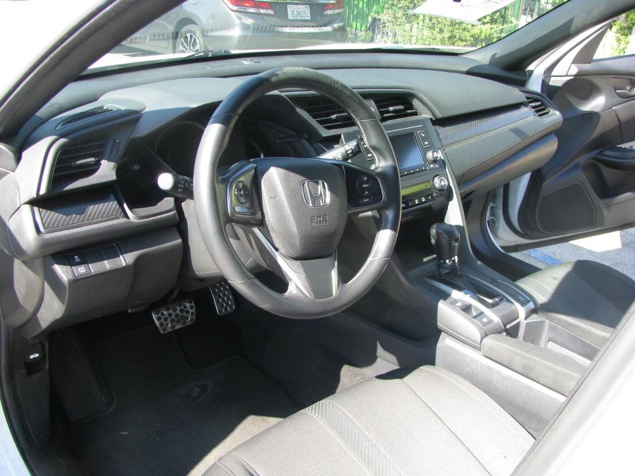 Honda Civic Hatchback Sport CVT 2017
