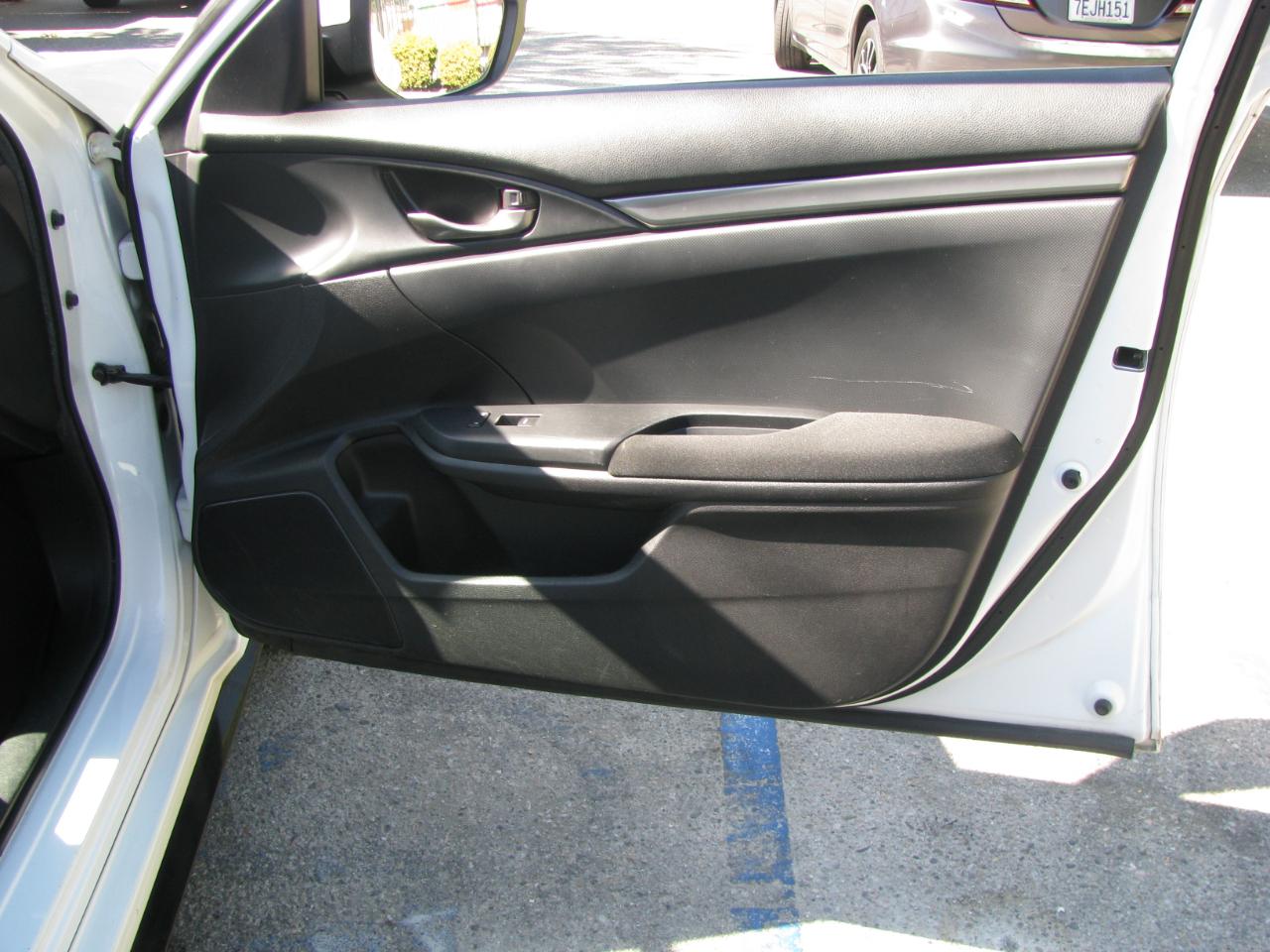 Honda Civic Hatchback Sport CVT 2017