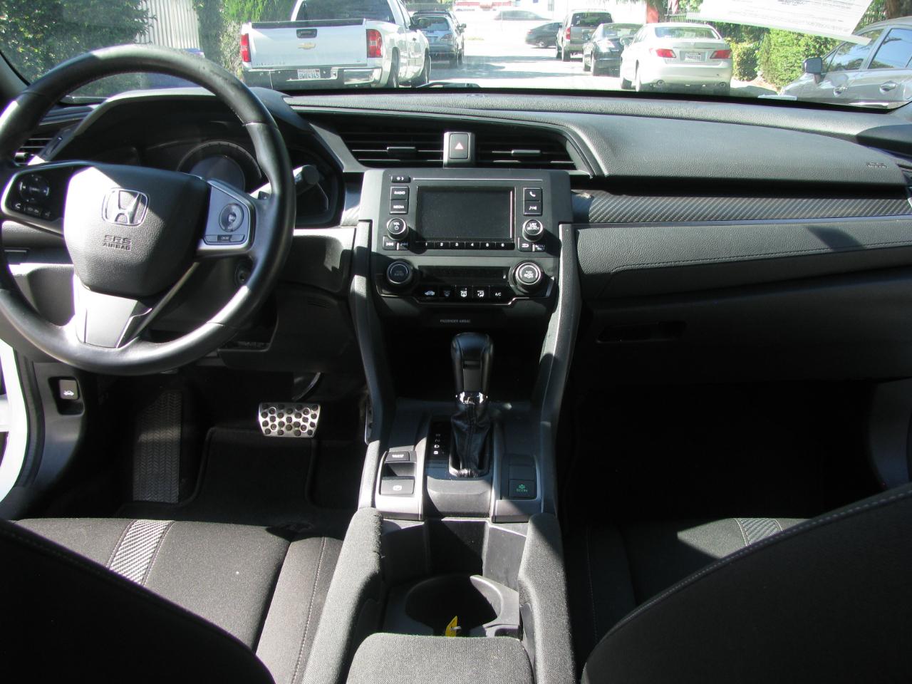 Honda Civic Hatchback Sport CVT 2017
