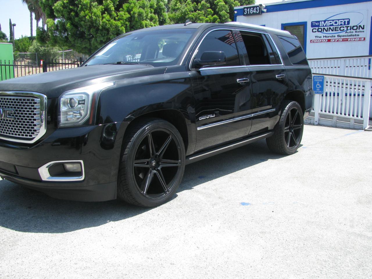 GMC Yukon 4WD 4dr Denali 2015
