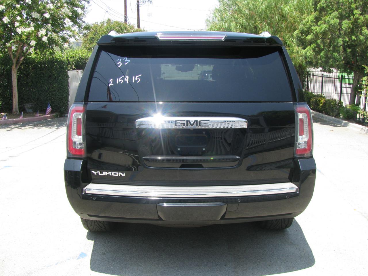 GMC Yukon 4WD 4dr Denali 2015