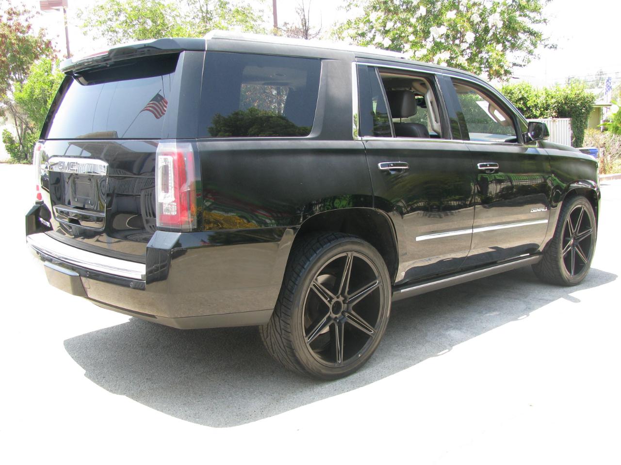 GMC Yukon 4WD 4dr Denali 2015