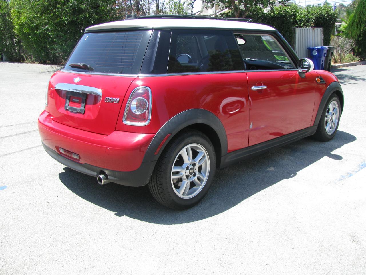 MINI Cooper Hardtop 2dr Cpe 2012